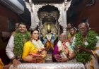 बा... विठ्ठला शेतकरी, कष्टकरी वर्गाला सुजलाम सुफलाम कर! -  उपमुख्यमंत्री देवेंद्र फडणवीस यांचे श्री विठ्ठलचरणी साकडे
