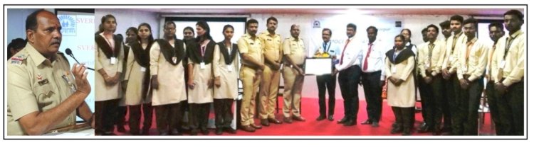 वारीतील उत्कृष्ट कार्याबद्धल स्वेरीच्या विद्यार्थ्यांचा सत्कार