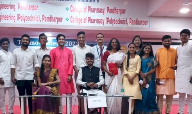 स्वेरी अभियांत्रिकी महाविद्यालयात ‘मॉक पार्लमेंट’ संपन्न