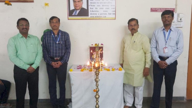 सिंहगड काॅलेज मध्ये "यश आपल्या हाती" याविषयावर सुरेश पवार यांचे व्याख्यान 