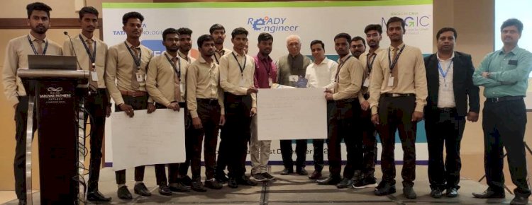 ‘टेक टॉक २०२२’ या संमेलनात स्वेरीच्या विद्यार्थ्यांचा सहभाग