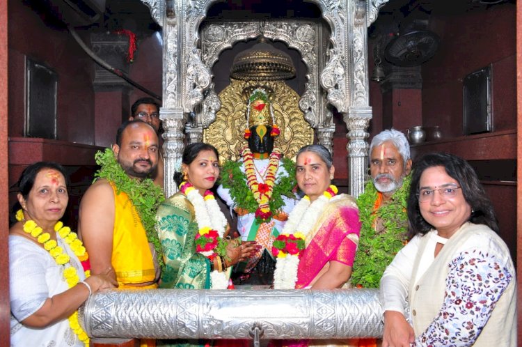 माघी एकादशी निमित्त श्री विठ्ठल-रुक्मिणीची नित्यपूजा संपन्न