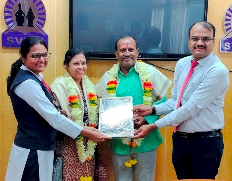 इस्रोचे शास्त्रज्ञ व्ही.व्ही.गणेश यांची स्वेरीला सदिच्छा भेट