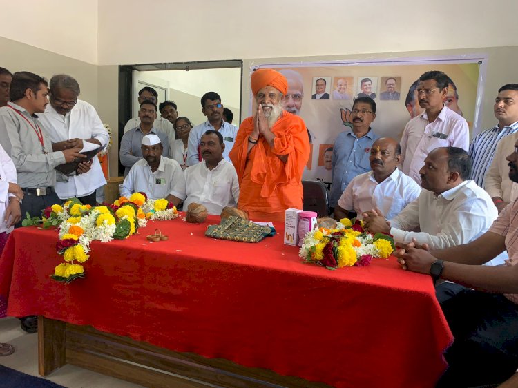 देवानंतर दुसरं स्थान डॉक्टरांचे म्हणून प्रामाणिक सेवा करा - खा.जयसिद्धेश्वर