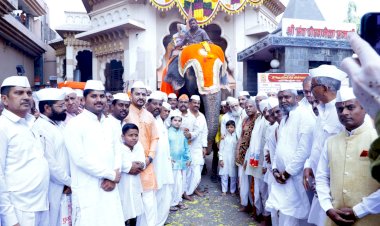 श्री एकनाथी भागवत ग्रंथाचा वैभवशाली गजारुढ ग्रंथ दिंडी सोहळा संपन्न !