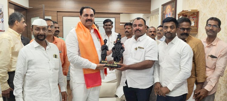मदत,पुनर्वसन व पुनर्वसन मंत्री ना.पाटील यांच्या समवेत आ.समाधान आवताडे यांची बैठक संपन्न 