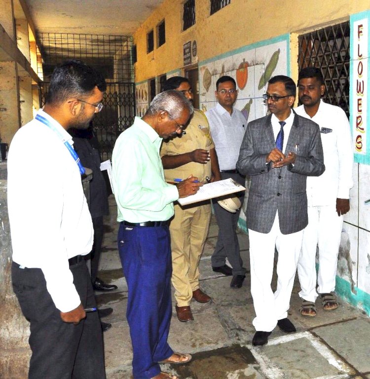 पंढरपूर तालुक्यातील शाळांची जिल्हा न्यायाधीशांमार्फत तपासणी