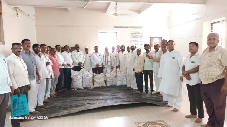 सहकार शिरोमणीच्या सभासदांना दिपावलीनिमित्त साखर वाटप सुरु