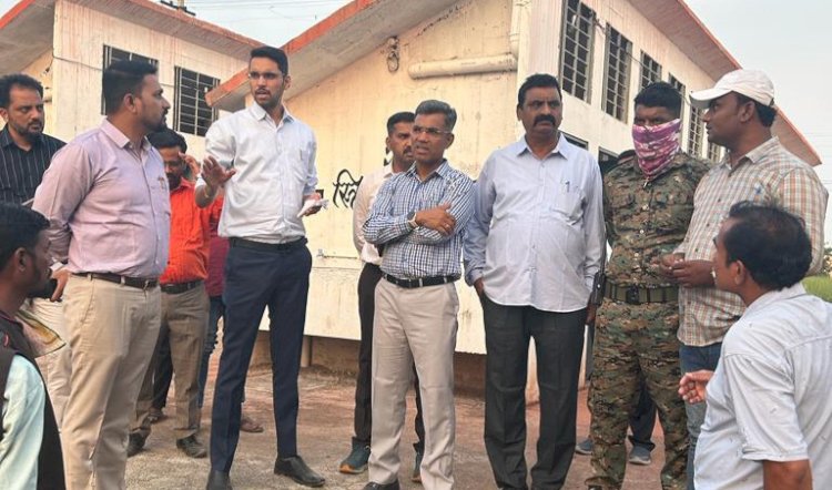 वारी कालावधीत भाविकांसाठी उपलब्ध सुविधांची जिल्हाधिकारी आशिर्वाद यांनी केली पाहणी