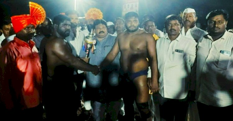 मोहोळ तालुक्यामध्ये अत्याधुनिक भव्य दिव्य कुस्ती संकुल उभारणार - उद्योजक राजू खरे