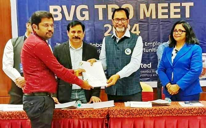 स्वेरीज कॉलेज ऑफ इंजिनिअरिंगचा ‘बीव्हीजी इंडिया लिमिटेड’ या कंपनी सोबत सामंजस्य करार