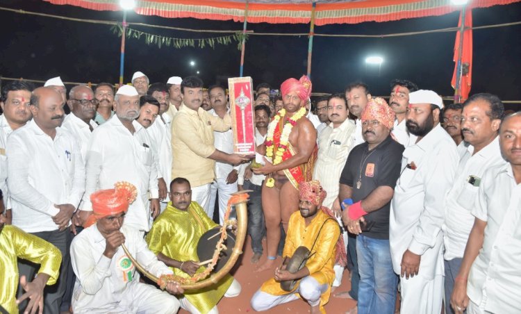 पै.शुभम चव्हाण ठरला वसंत केसरीचा मानकरी..