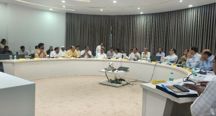 नीरा उजवा कालव्यातून फाटा ४ व ५ आणि सोनके तलावात तात्काळ पाणी सोडावे 