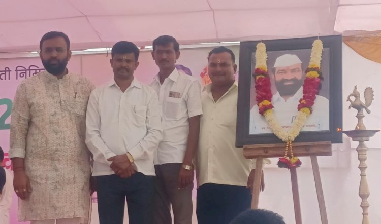 भारत कृषी महोत्सवात अखेरच्या दिवशी अरविंद पाटील यांनी केले दुग्ध व्यवसायिकांना मार्गदर्शन.