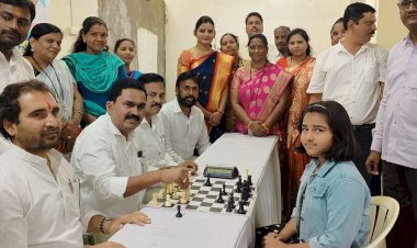 राष्ट्रवादी काँग्रेस पक्ष सोलापूर शहर यांच्यावतीने जिल्हास्तरीय बुद्धीबळ स्पर्धेचे उद्घाटन आ.यशवंत माने यांच्या हस्ते..