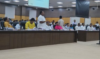 जिल्हा नियोजन समिती बैठकीमध्ये आ.समाधान आवताडे हे जनतेच्या प्रश्नांसाठी ॲक्टिव्ह मोडवर