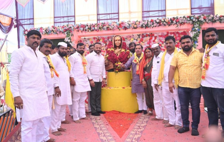 पंढरीत पुण्यश्लोक अहिल्यादेवी होळकर यांची  जयंती उत्साहात साजरी