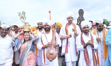 हरी नामाच्या गजरात संतश्रेष्ठ श्री ज्ञानेश्वर माऊलींच्या पालखीचे सोलापूर जिल्ह्यात आगमन