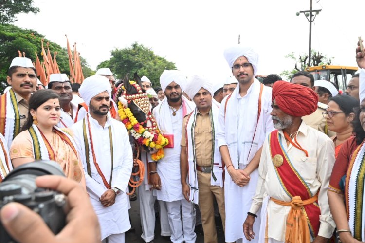 जगद्गुरू संत तुकाराम महाराज पालखीचे सोलापूर जिल्ह्यात आगमन