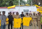 कास्ता पाईप कंपनीकडून विठ्ठल भक्तसेवेसाठी रेनकोट, चटई, प्रसाद पिशव्या यांचे वाटप