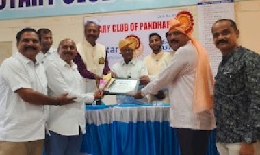 रोटरी क्लब पंढरपूरतर्फे मुख्याध्यापक काशिनाथ गोगाव यांचा ‘नेशन बिल्डर अवॉर्ड’ने गौरव
