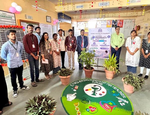 स्वेरी फार्मसीमध्ये राष्ट्रीय औषधनिर्माण सप्ताह उत्साहात साजरा