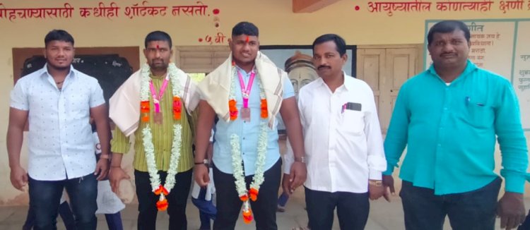 रशिया येथे होणाऱ्या आंतरराष्ट्रीय कुस्ती स्पर्धेसाठी पंढरपूर येथील पैलवानांची निवड