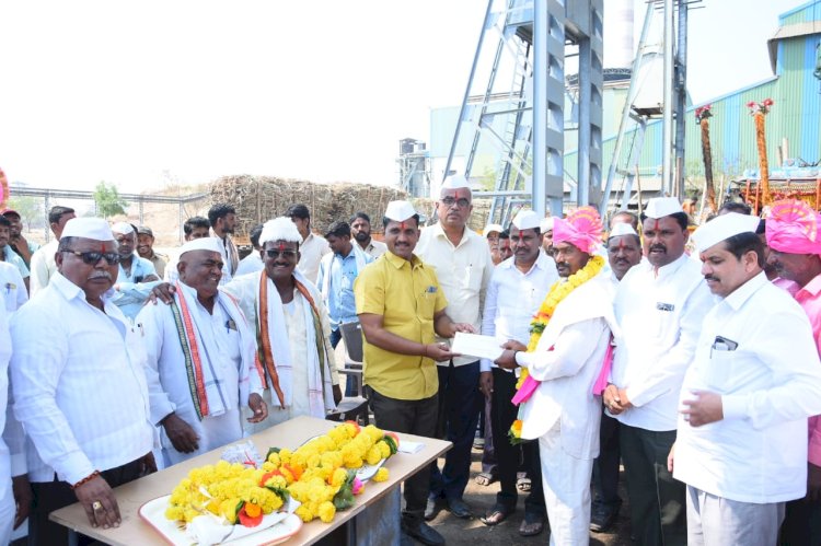 आवताडे शुगर अँण्ड डिस्टिलरीजचा प्रथम गळीत हंगाम सांगता समारंभ संपन्न