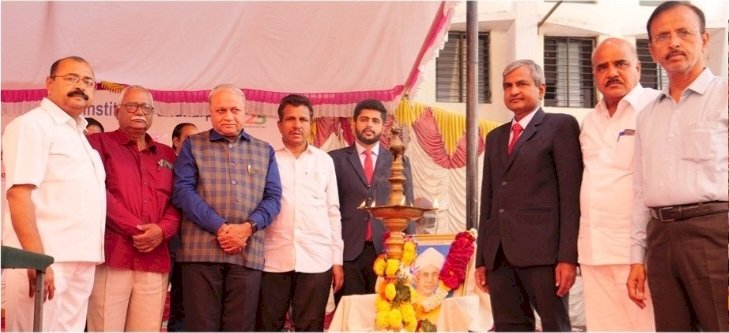 नशिबाचे दुसरे नाव म्हणजेच कठीण परिश्रम - माजी प्रा. कुलगुरू डॉ.अशोक भोईटे