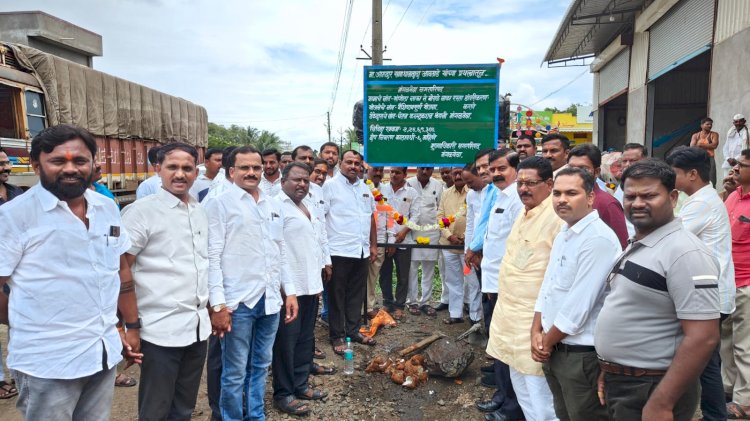 मंगळवेढा शहरात ३ कोटी रुपयांच्या विकास कामांचे आ.समाधान आवताडे यांच्याहस्ते भूमिपूजन संपन्न