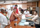 आमदार प्रणिती शिंदेंनी जोरदार शक्तीप्रदर्शन करत भरला उमेदवारी अर्ज