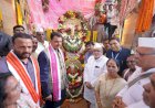 मुख्यमंत्री देवेंद्र फडणवीस यांनी घेतले श्री संत शिरोमणी नामदेव महाराज पायरीचे दर्शन