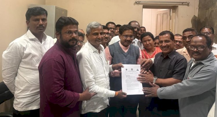 डॉ. बी. पी. रोंगे यांच्या प्रयत्नांना यश ! रयत शिक्षण संस्थेतील मुख्याध्यापक, उपमुख्याध्यापक व पर्यवेक्षकांच्या पदमान्यता व वेतनाचा प्रश्न मार्गी