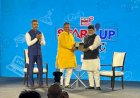 मुंबई येथील स्टार्टअप महाराष्ट्र कार्यक्रमात दिलीप धोत्रे यांचा उद्योग मंत्री उदय सामंत यांच्या हस्ते विशेष सन्मान