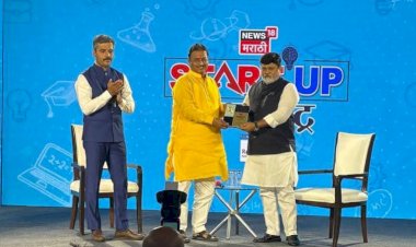मुंबई येथील स्टार्टअप महाराष्ट्र कार्यक्रमात दिलीप धोत्रे यांचा उद्योग मंत्री उदय सामंत यांच्या हस्ते विशेष सन्मान