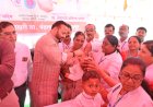 वाखरीत पालकमंत्री जयकुमार गोरे यांच्या शुभहस्ते राष्ट्रीय पल्स पोलिओ मोहिमेचा शुभारंभ