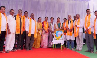 विद्यार्थी व शिक्षकांनी आपला कणा ताठ ठेवावा - महाराष्ट्र राज्य साहित्य परिषदेचे अध्यक्ष योगेश सोमण